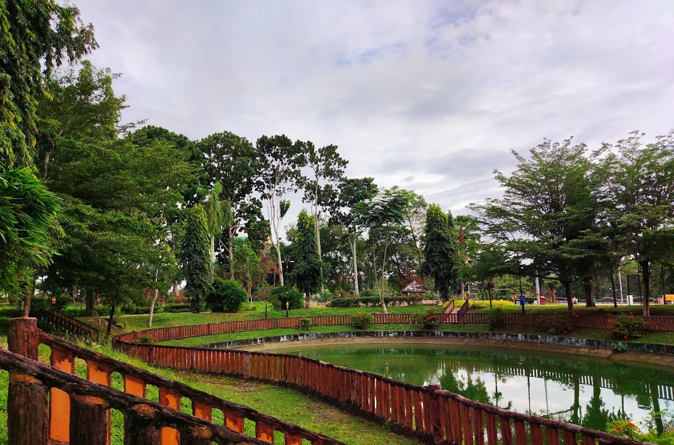 Taman Jubli Perak Garden